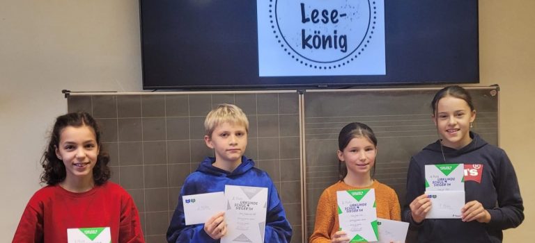 „Bücher sind fliegende Teppiche ins Reich der Phantasie“