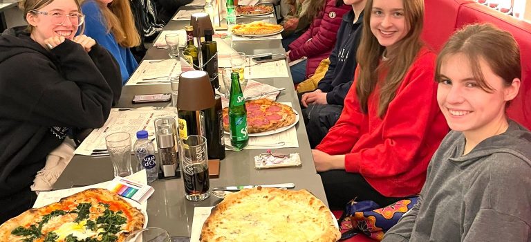 „We came as strangers and left as friends.”