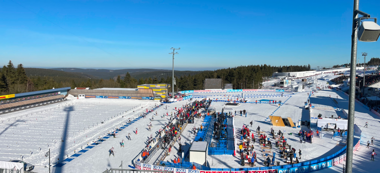 Jugend trifft Biathlon